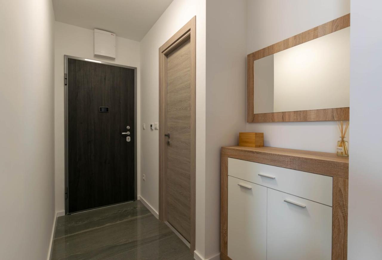 Empress Apartment Spalato Esterno foto