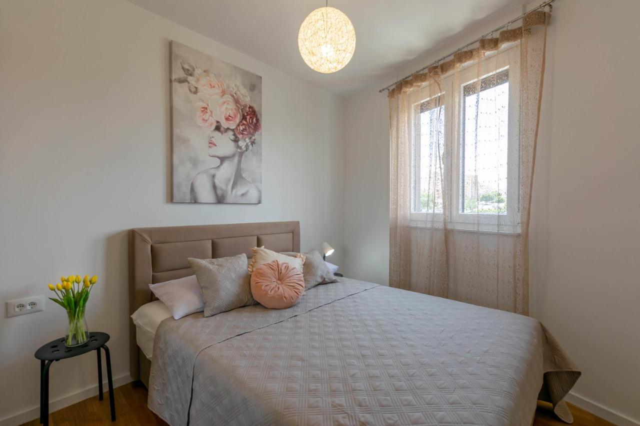 Empress Apartment Spalato Esterno foto